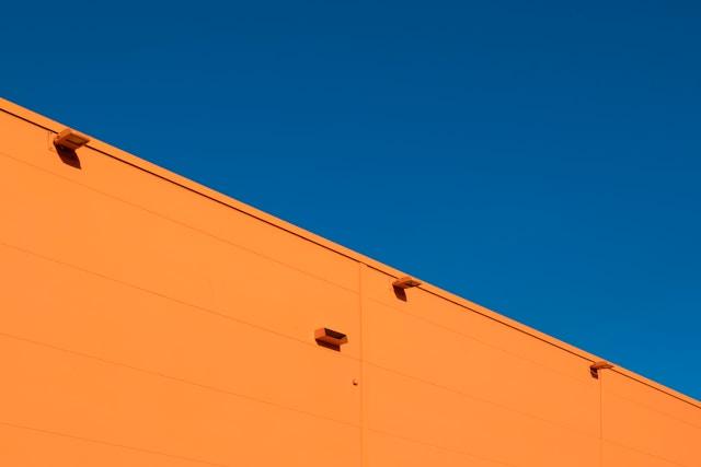 Choosing the Best Color Contrast for Blue