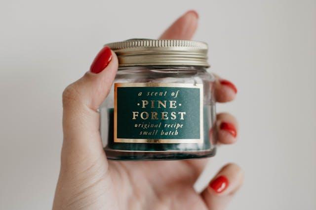 The Olfactory Spectrum: Matching Fragrances to Brand Colors